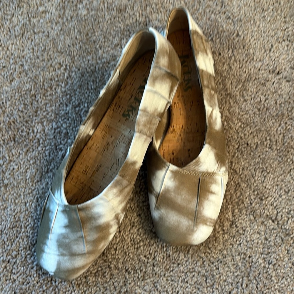 KORKS shoes
